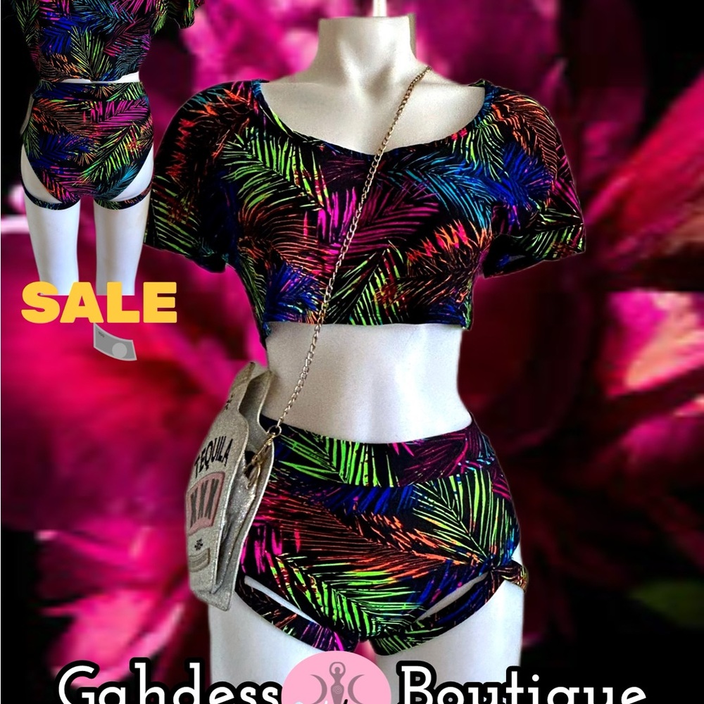 Women's High Waist Shorts - Multicolor